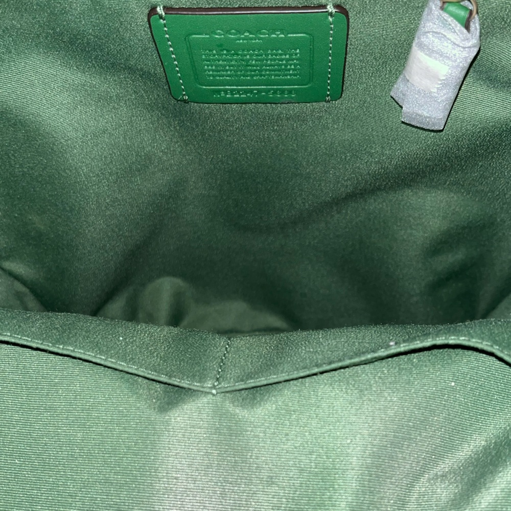 Coach Green Leather Court Backpack Model 5666 🎒 - Picture 10 of 12